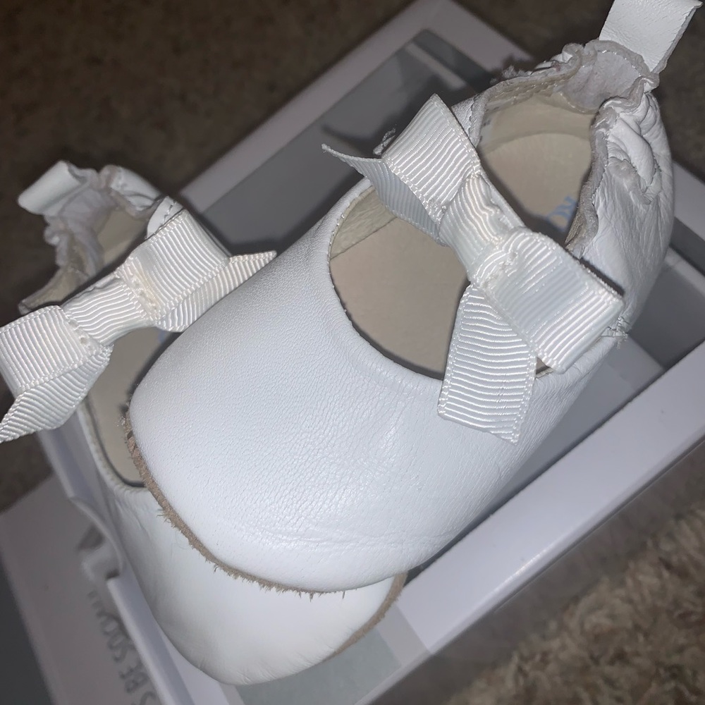 ROBEEZ WHITE ADELINE — 6/9months